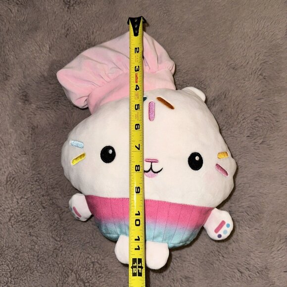 Gabby’s Dollhouse, 12-inch Cakey Cat Huggable Plush - Picture 3 of 4